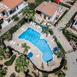 Mansarda Con Vista Piscina Дом отдыха Кампофеличе-ди-Роччелла